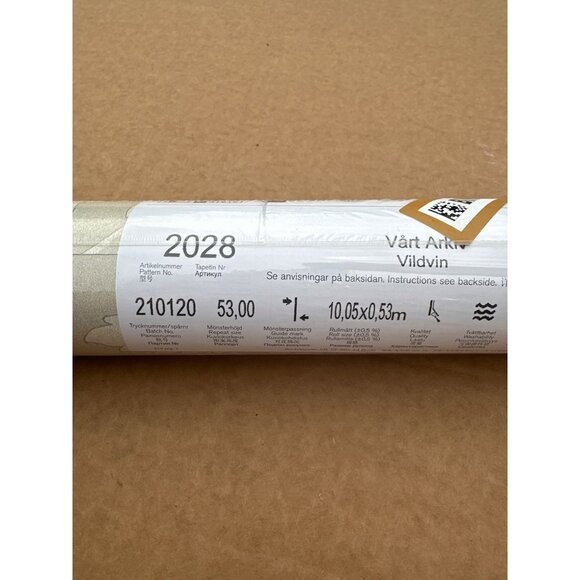 New Boråstapeter Vildvin Wallpaper Roll Stone Beige Leaf Neutral Retail $264 - Picture 9 of 12